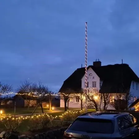 Ferienparadies Haus Janssen Сasa de vacaciones Nieblum